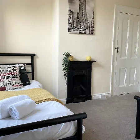 The Neville - Quaint Victorian With Free Parking Lägenhet