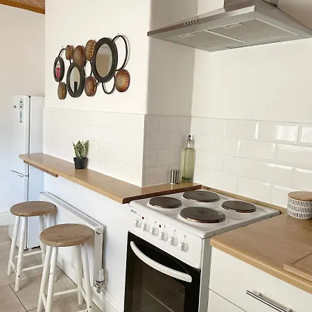 The Neville - Quaint Victorian With Free Parking Apartman York