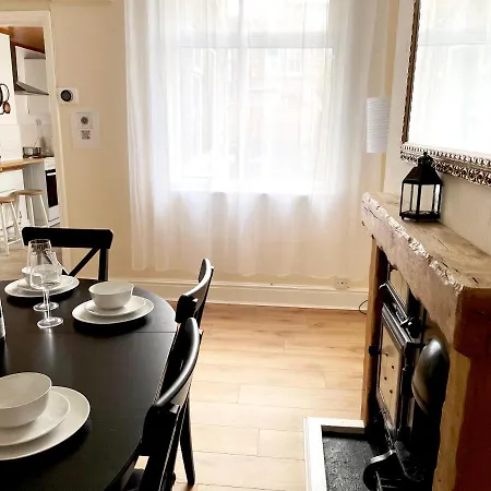The Neville - Quaint Victorian With Free Parking Apartman *