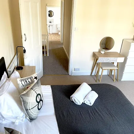 The Neville - Quaint Victorian With Free Parking Apartman York