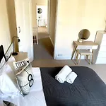 The Neville - Quaint Victorian With Free Parking Lejlighed York