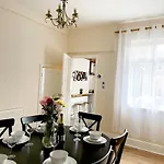 The Neville - Quaint Victorian With Free Parking Lejlighed