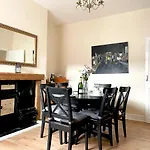 Lejlighed The Neville - Quaint Victorian With Free Parking
