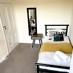 The Neville - Quaint Victorian With Free Parking Lejlighed