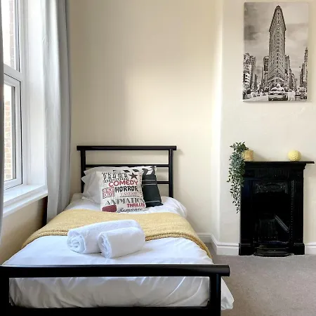 Apartment The Neville - Quaint Victorian With Free Parking York